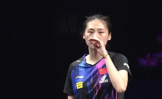 届时又看谁 届时又看谁