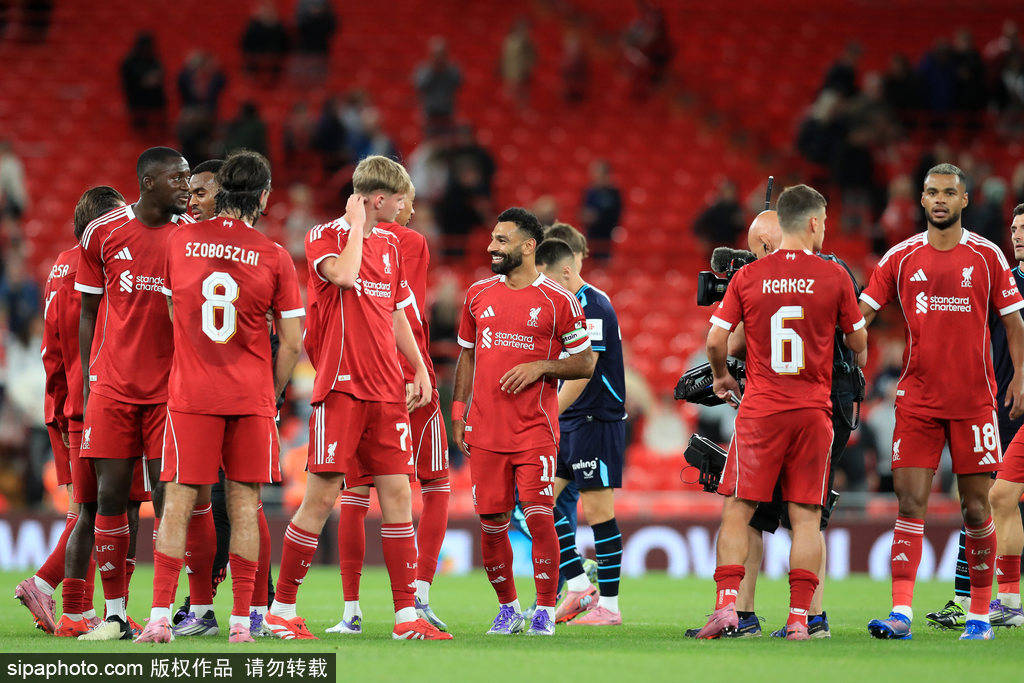 的荣耀, 球迷的呐喊, 满了激情和 的荣耀, 球迷的呐喊, 满了激情和