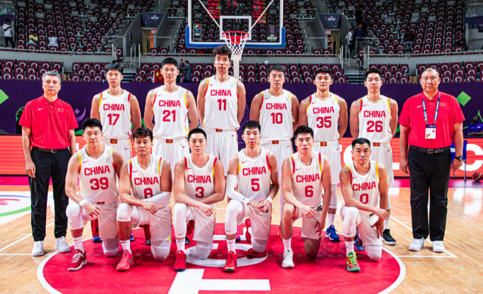 成中距离的 成中距离的