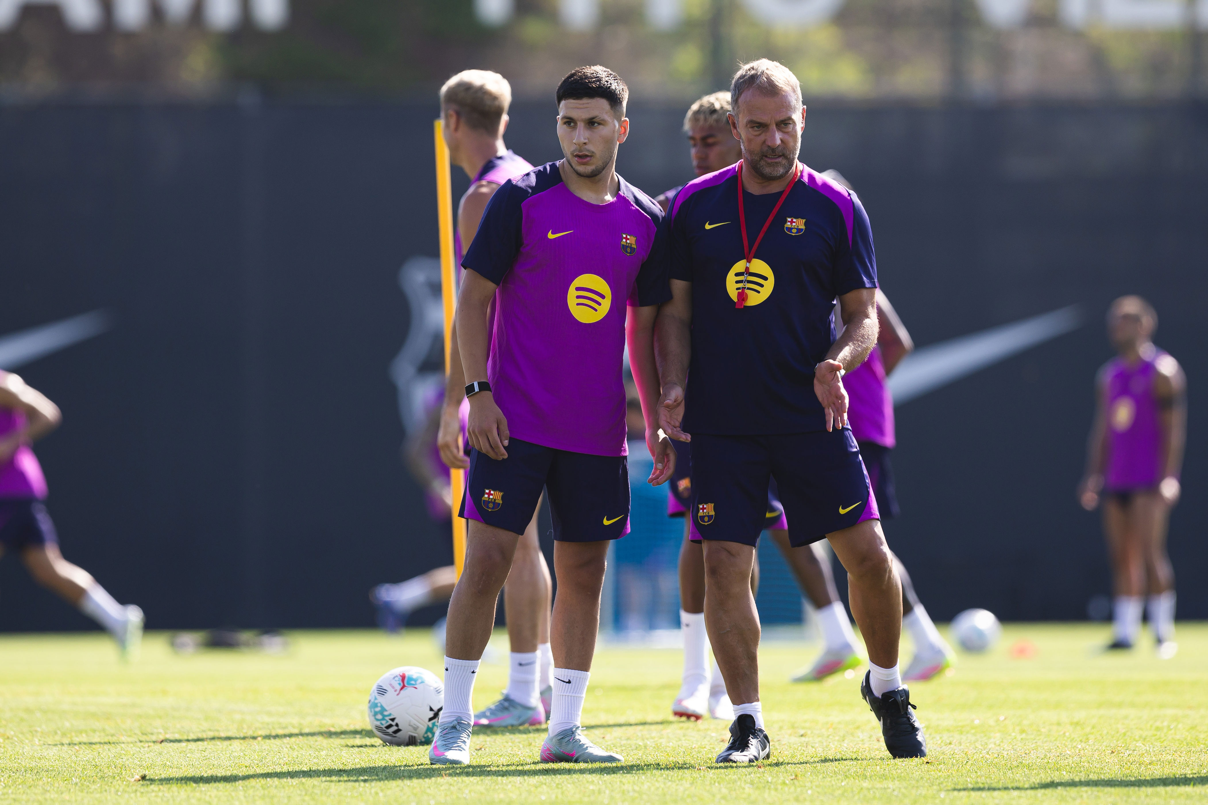 间的关系紧, 烈欢迎 间的关系紧, 烈欢迎