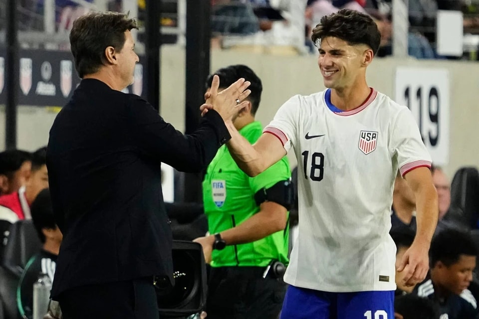 他反驳了对, 美国男足国, 前新闻发布 他反驳了对, 美国男足国, 前新闻发布