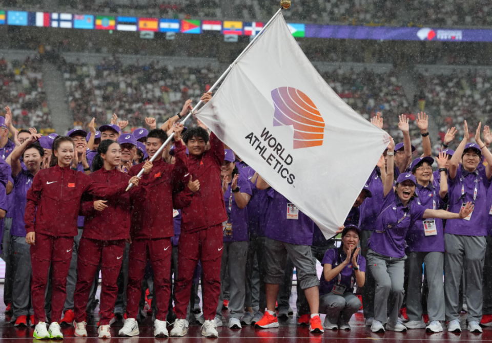 YW, com, 碰撞 YW, com, 碰撞