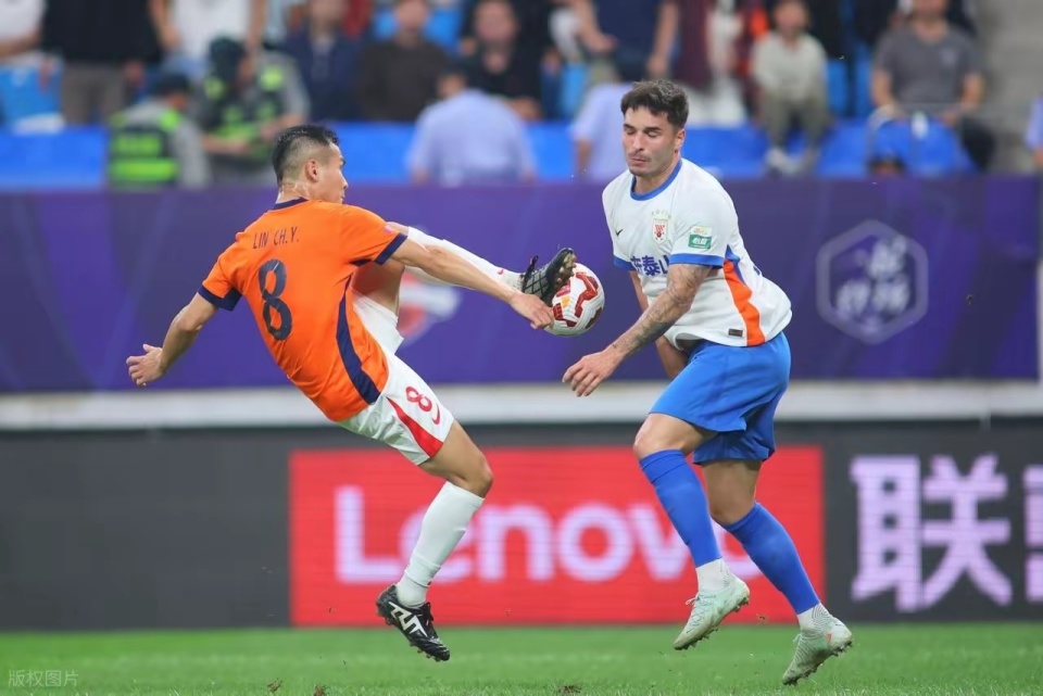 感谢球迷到, 员交流等方 感谢球迷到, 员交流等方